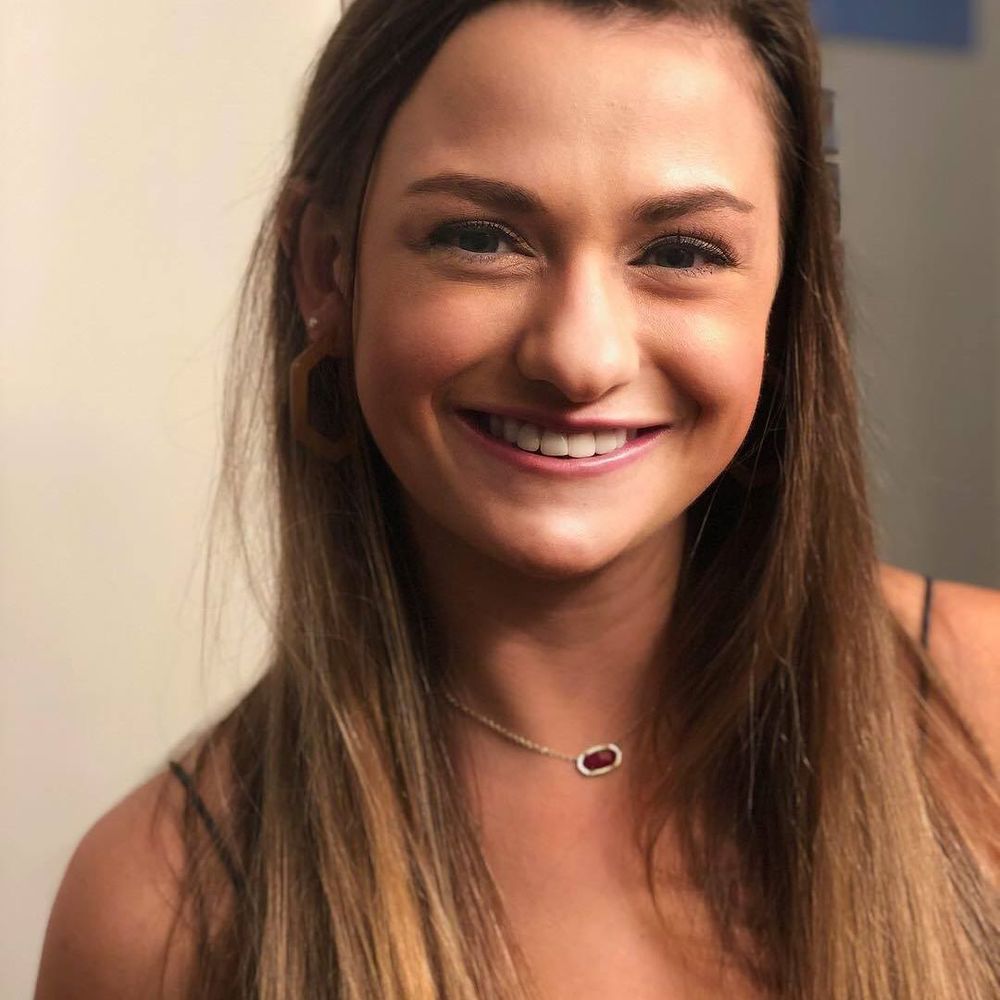 Meet your Posher, Ivy